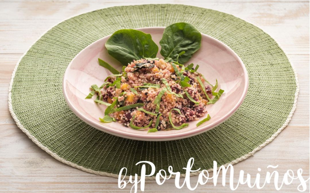 Cous cous de verduras y ensalada wakame